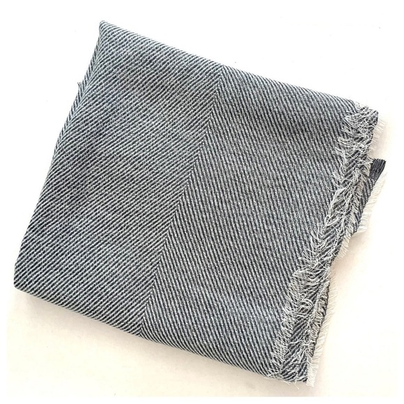 INC International Concepts Two-Tone Shine Scarf Wrap, Black/White One Size - Picture 3 of 7